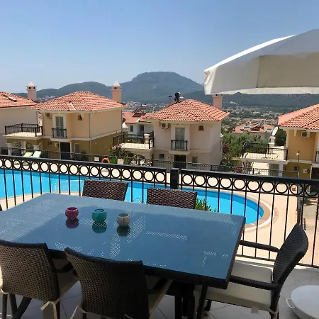 Artemisia Villa *